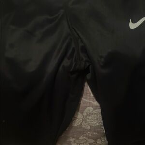 Brand new ! Love these pants ! Nike Black therma fit pants !